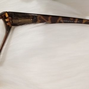 Wink Accessories - Wink fashion reading glasses +1.25 NEW with case Wink Accessories - Wink fashion reading glasses +1.25 NEW with case